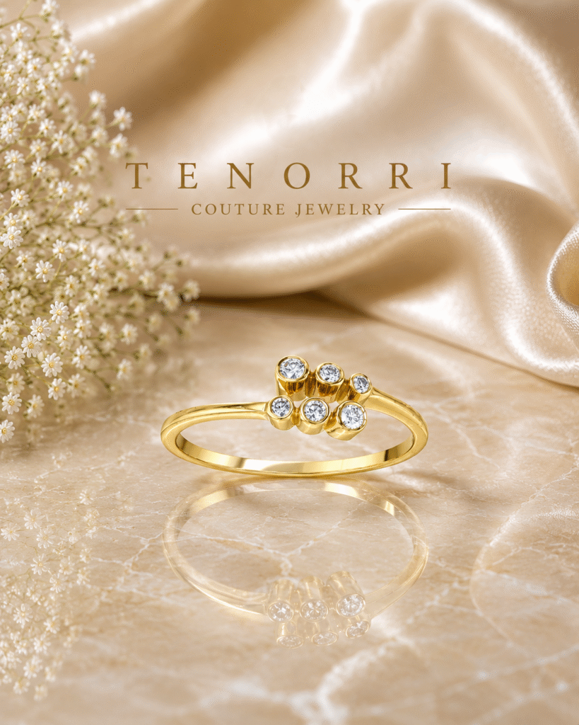 TENORRI STELLA diamond ring in yellow gold with natural diamonds